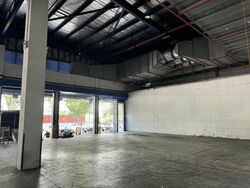 Moreton Logistics Centre (D5), Warehouse #485018051